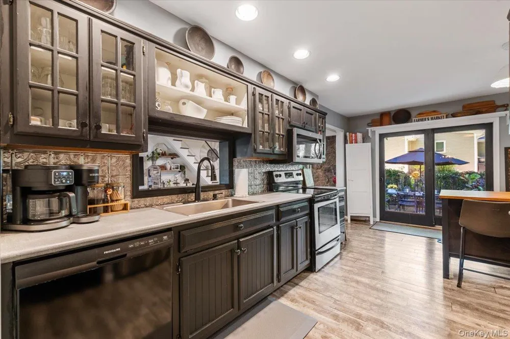 10 Rancher Place Huntington, NY 11743