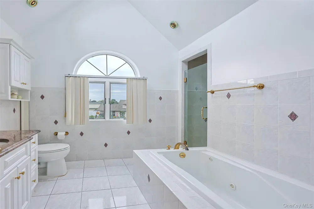 79 Constellation Road Levittown, NY 11756