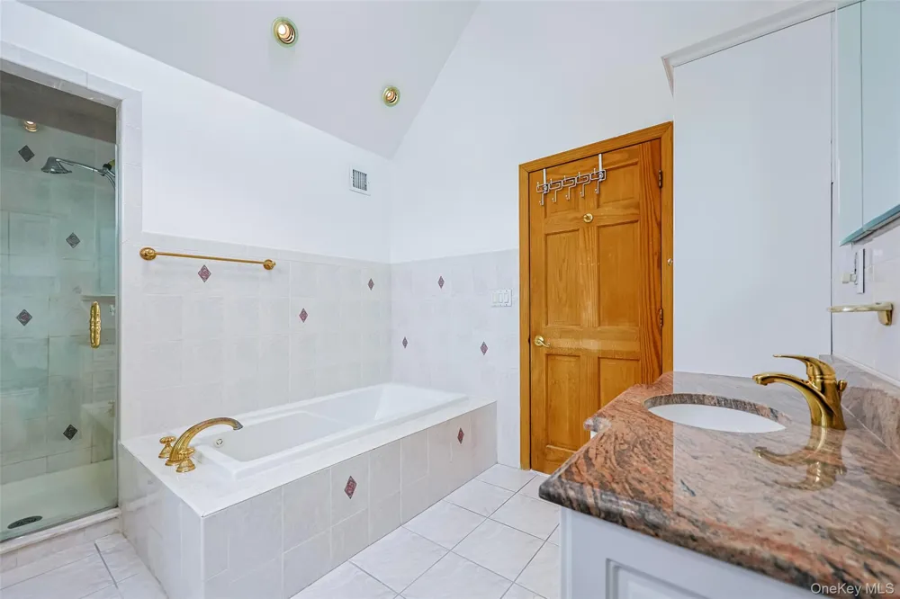 79 Constellation Road Levittown, NY 11756