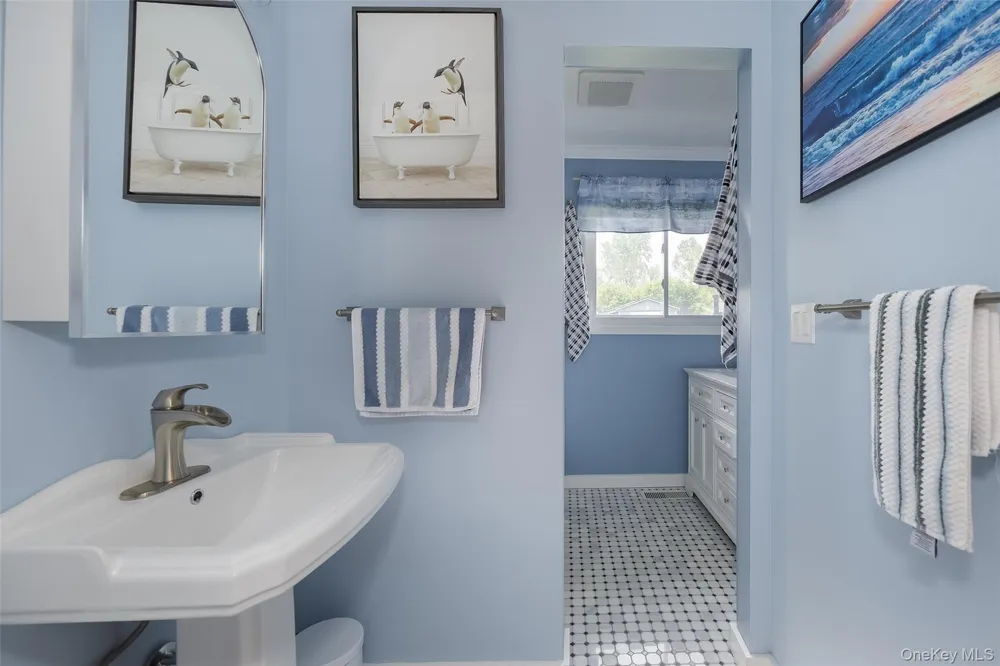 11 Princeton Red Hook, NY 12571