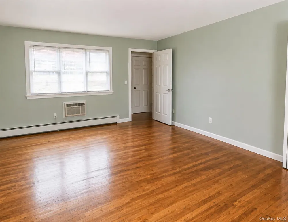 2453 D Union Boulevard #4A Islip, NY 11751