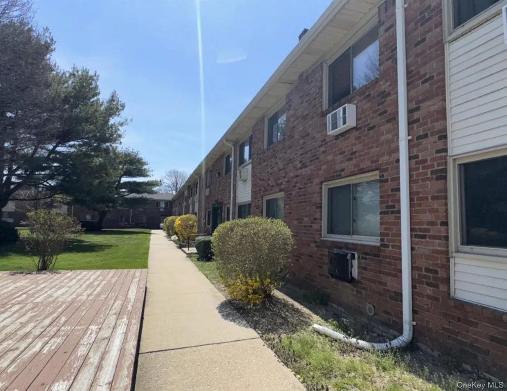 2453 D Union Boulevard #4A Islip, NY 11751