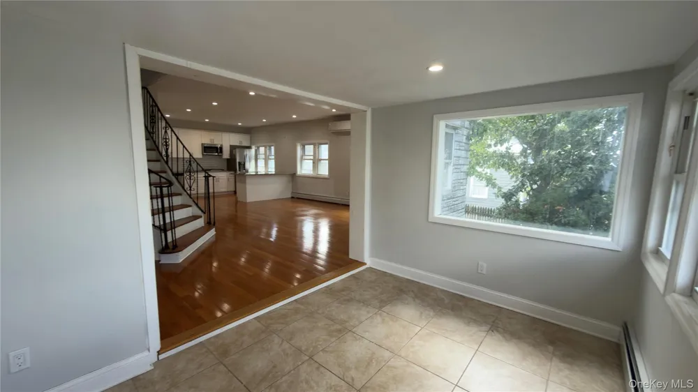 10 Greenwich Avenue #1 Bayville, NY 11709