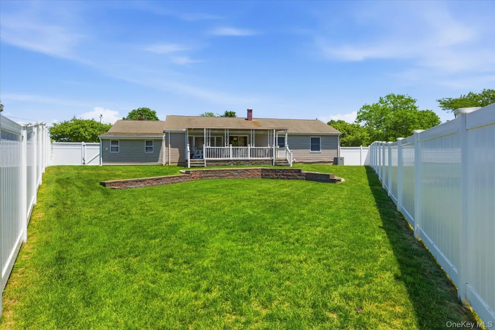 718 Patrick Street Westhampton, NY 11978