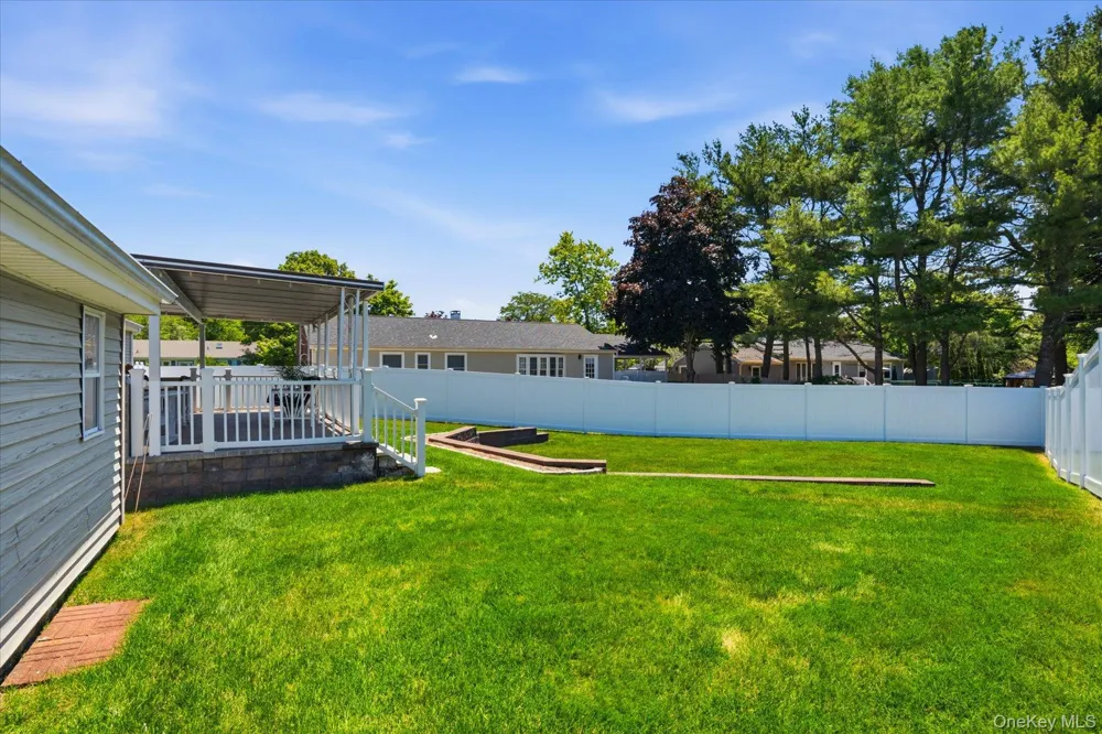 718 Patrick Street Westhampton, NY 11978