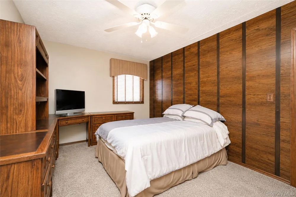 47 Stanley Circle Staten Island, NY 10308