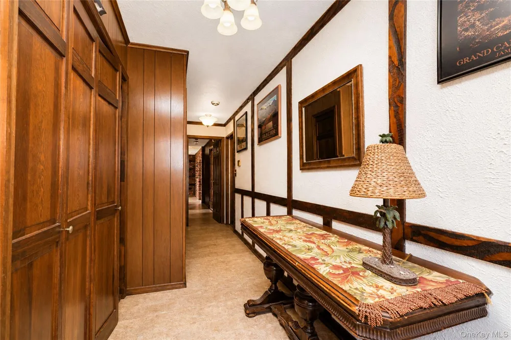 47 Stanley Circle Staten Island, NY 10308