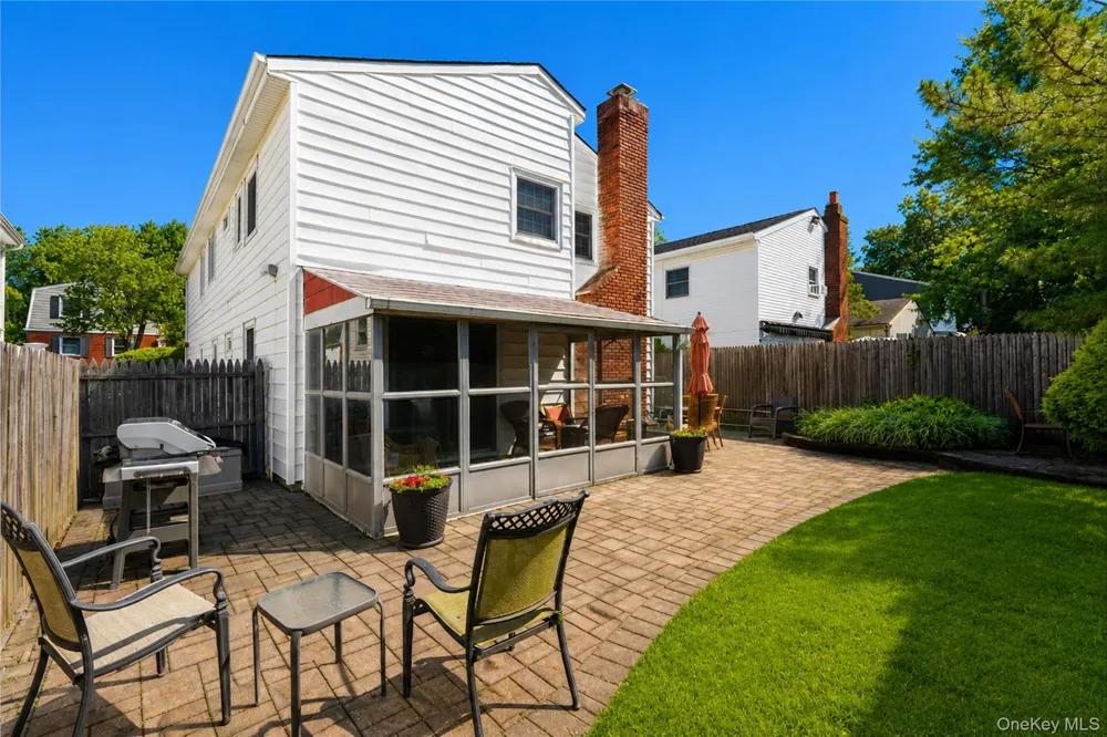 47 Stanley Circle Staten Island, NY 10308