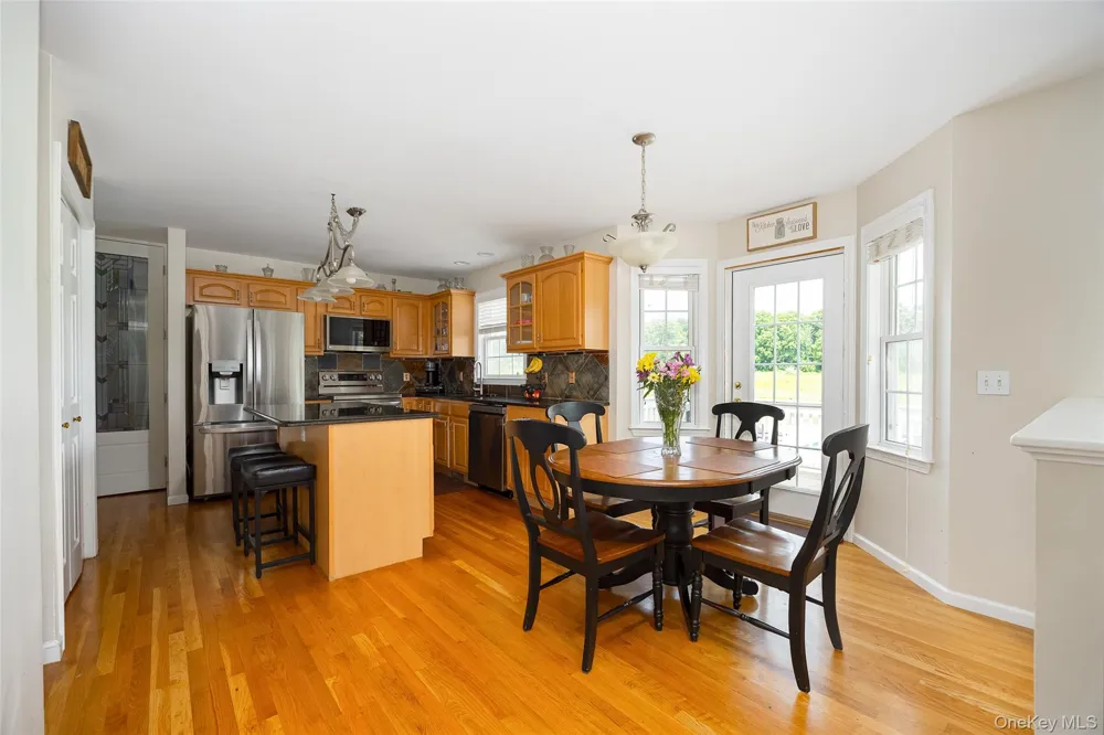 89 Brookside Lane Lagrangeville, NY 12540