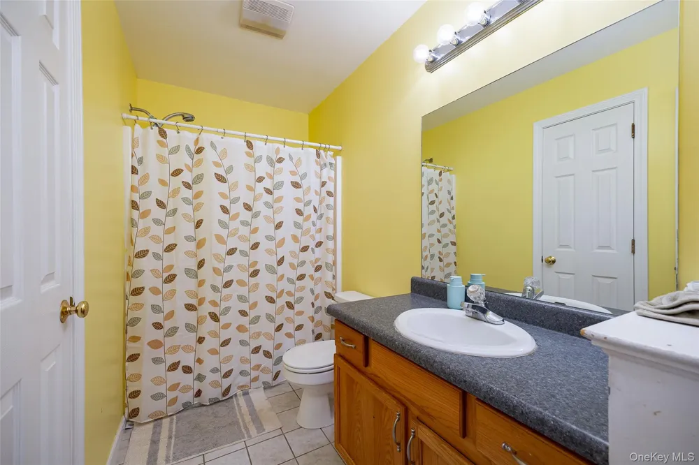 89 Brookside Lane Lagrangeville, NY 12540