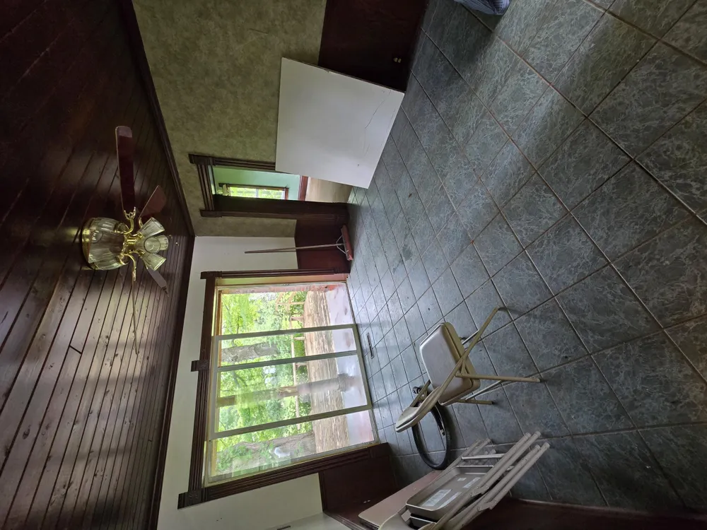 8733 S Cochran Avenue Charlotte City, MI 49076