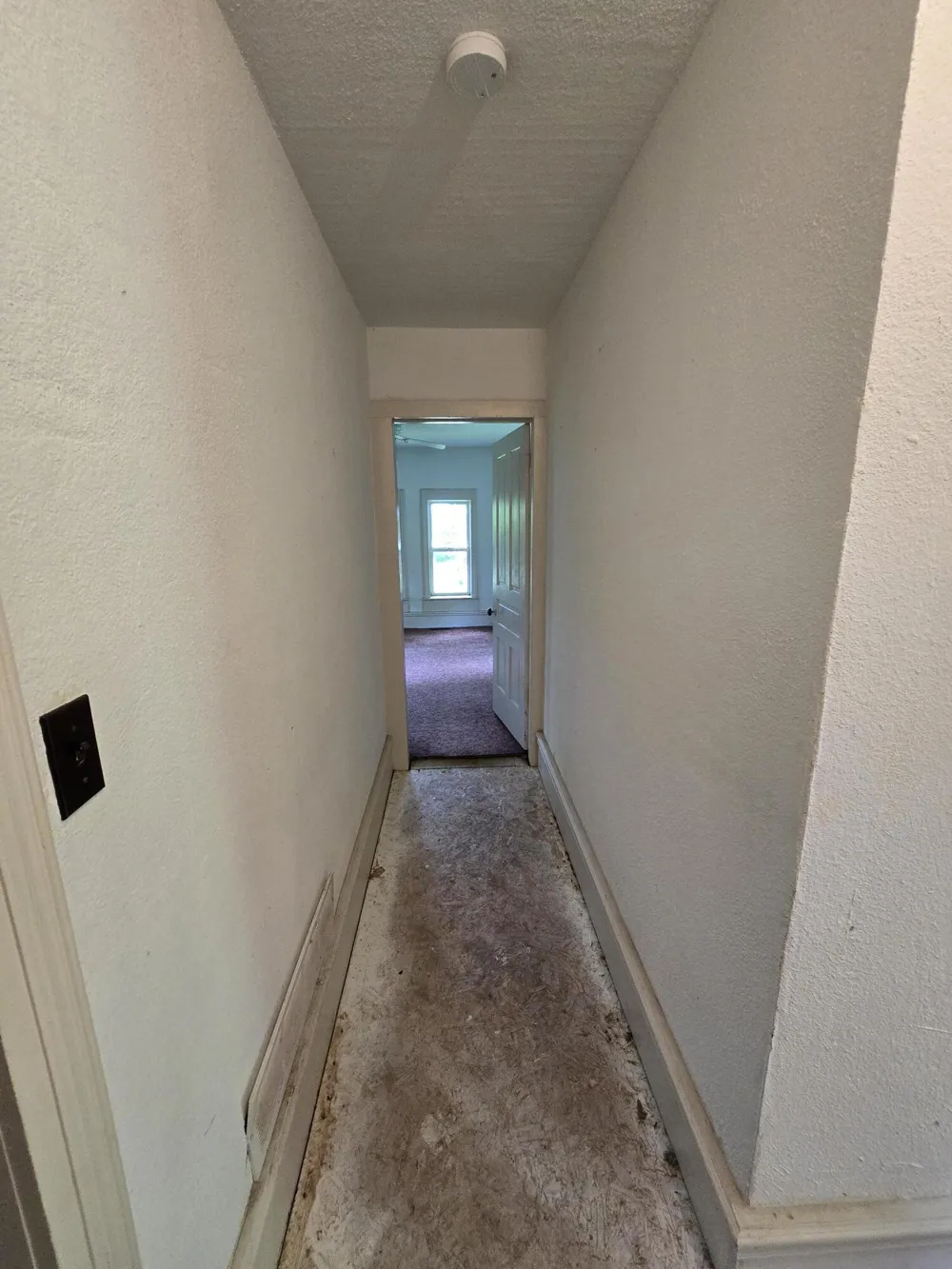 8733 S Cochran Avenue Charlotte City, MI 49076