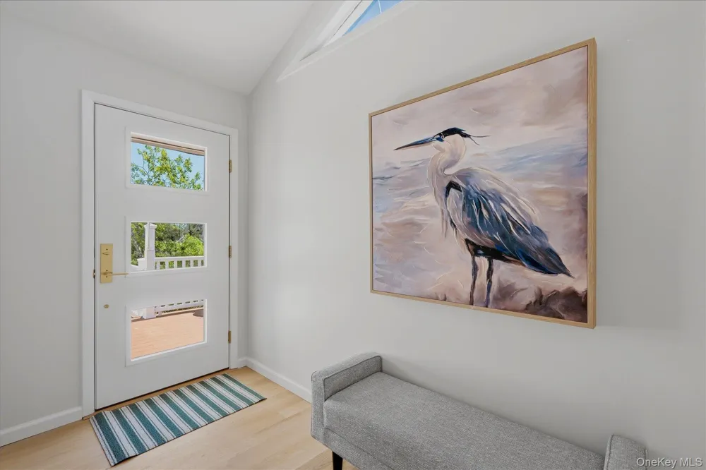 16 Meadow Lane Westhampton Beach, NY 11978