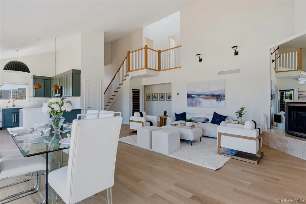 16 Meadow Lane Westhampton Beach, NY 11978