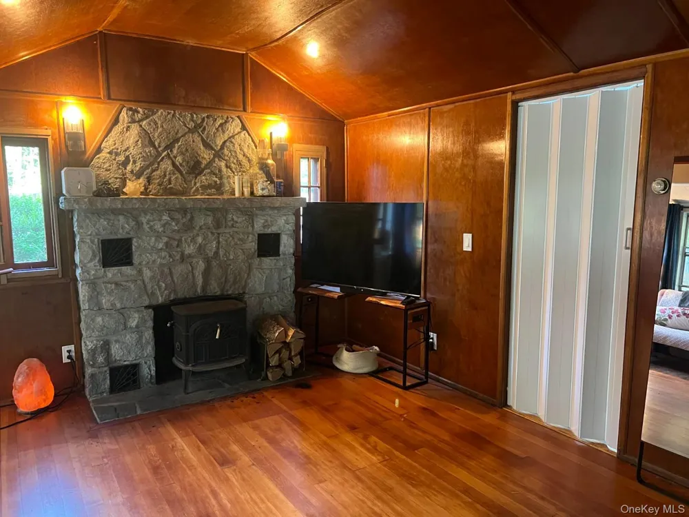 118 E Thompson Place Smallwood, NY 12778