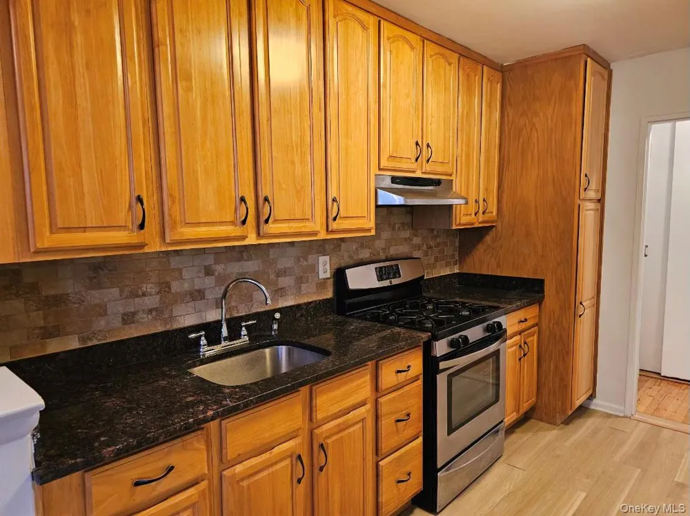 151-05 Cross Island Parkway #3E Whitestone, NY 11357