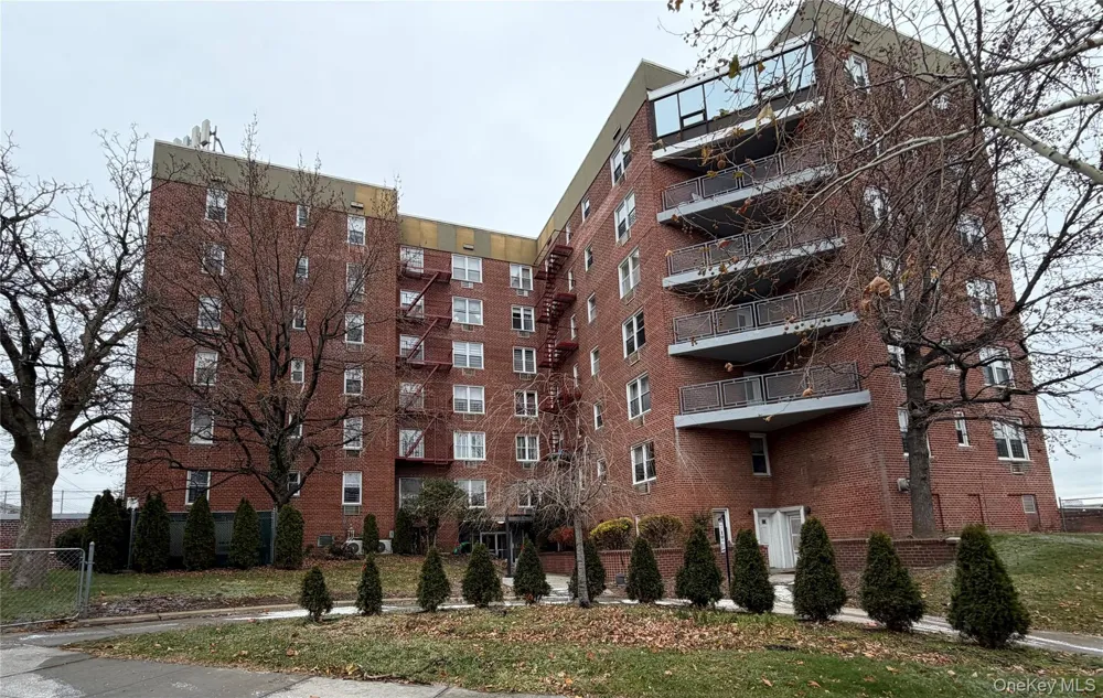 151-05 Cross Island Parkway #3E Whitestone, NY 11357