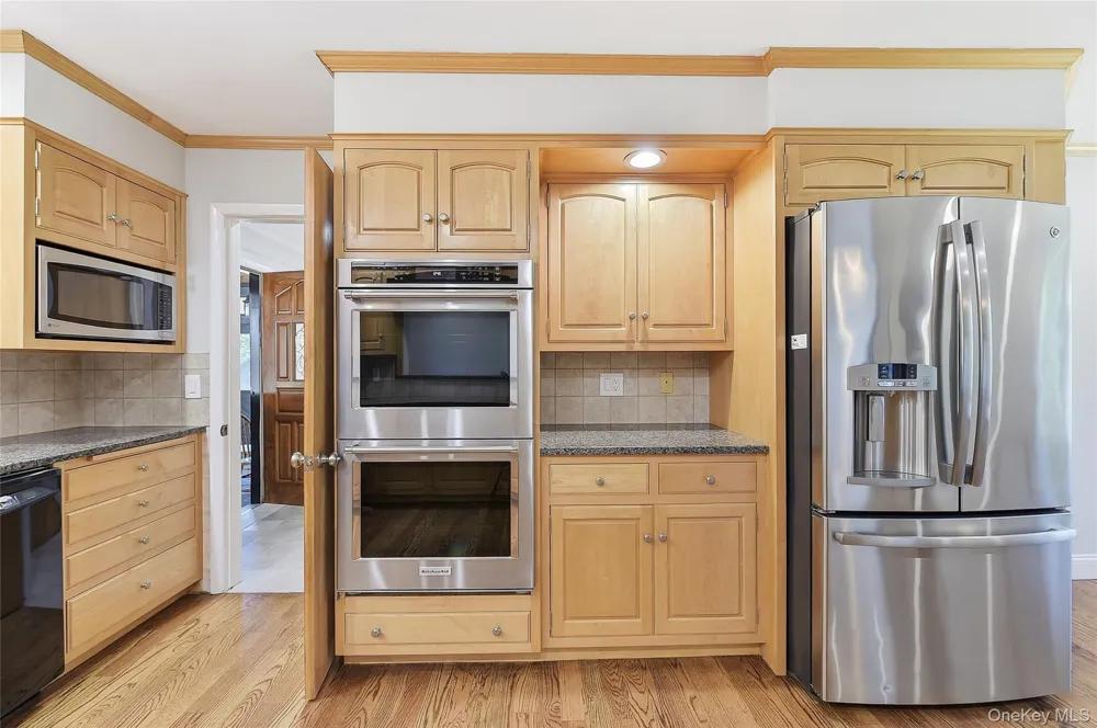 475 Riverside Road Highland, NY 12528