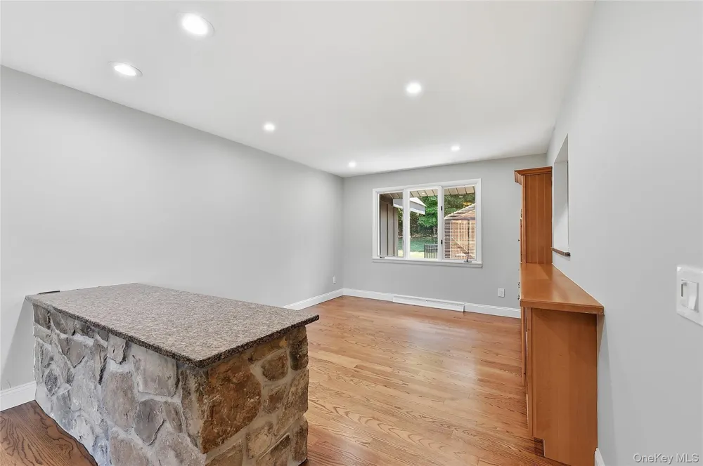 475 Riverside Road Highland, NY 12528
