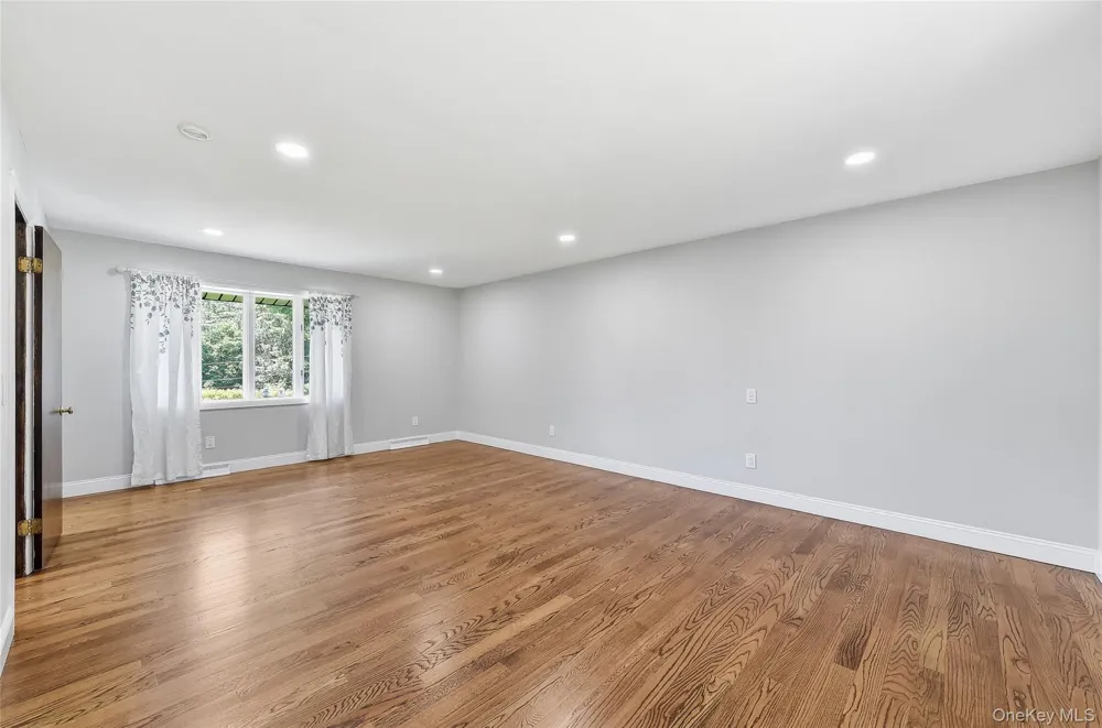 475 Riverside Road Highland, NY 12528
