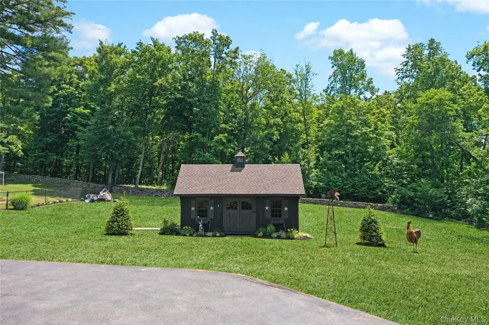 475 Riverside Road Highland, NY 12528