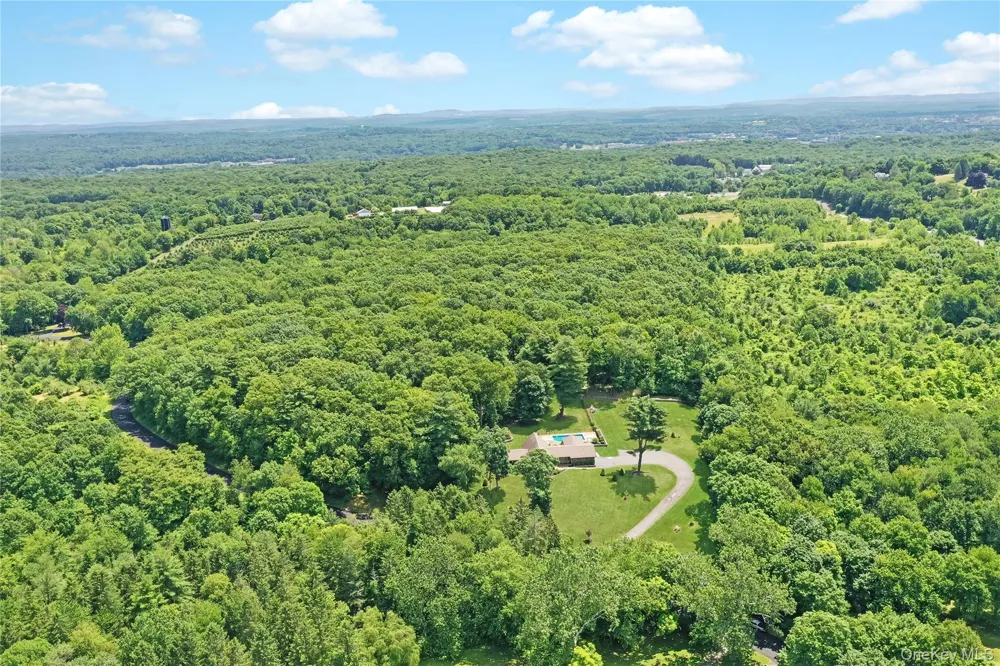 475 Riverside Road Highland, NY 12528