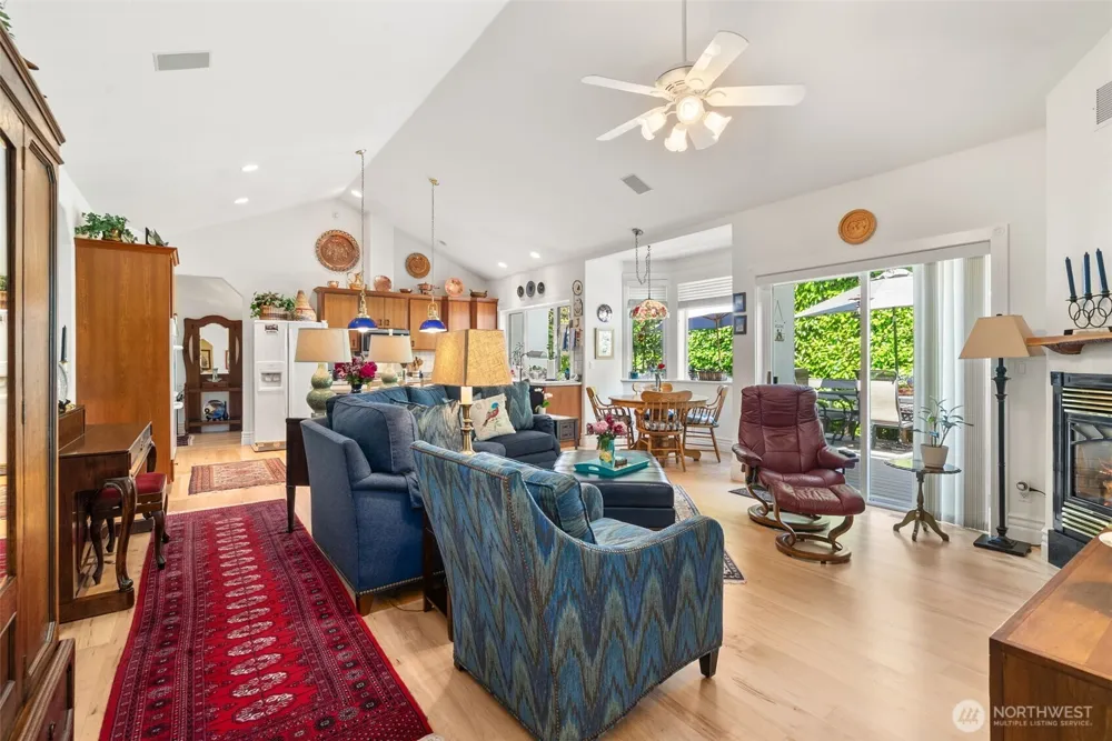 7201 Holly Hedge SW #8 Lakewood, WA 98499