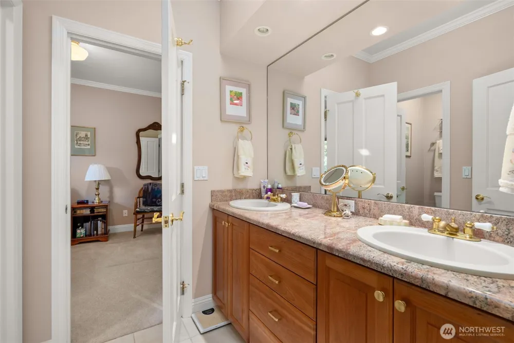 7201 Holly Hedge SW #8 Lakewood, WA 98499