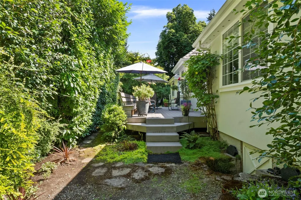 7201 Holly Hedge SW #8 Lakewood, WA 98499
