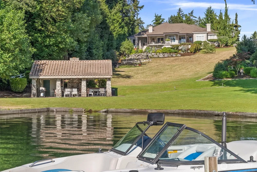 7201 Holly Hedge SW #8 Lakewood, WA 98499