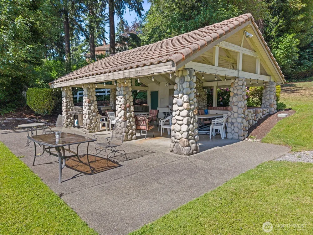 7201 Holly Hedge SW #8 Lakewood, WA 98499