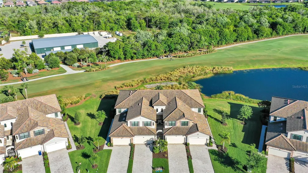 5815 WAKE FOREST RUN #103 Lakewood Ranch, FL 34211