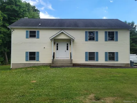 1 Walker Drive S