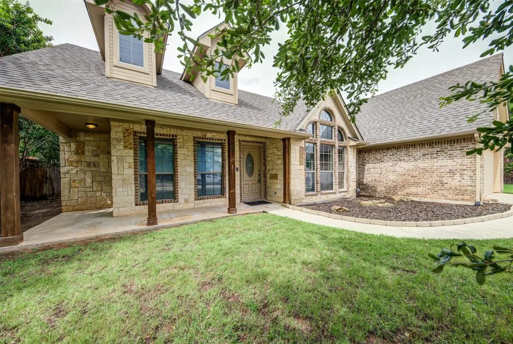 2105 Ridgewood Drive Bridgeport, TX 76426