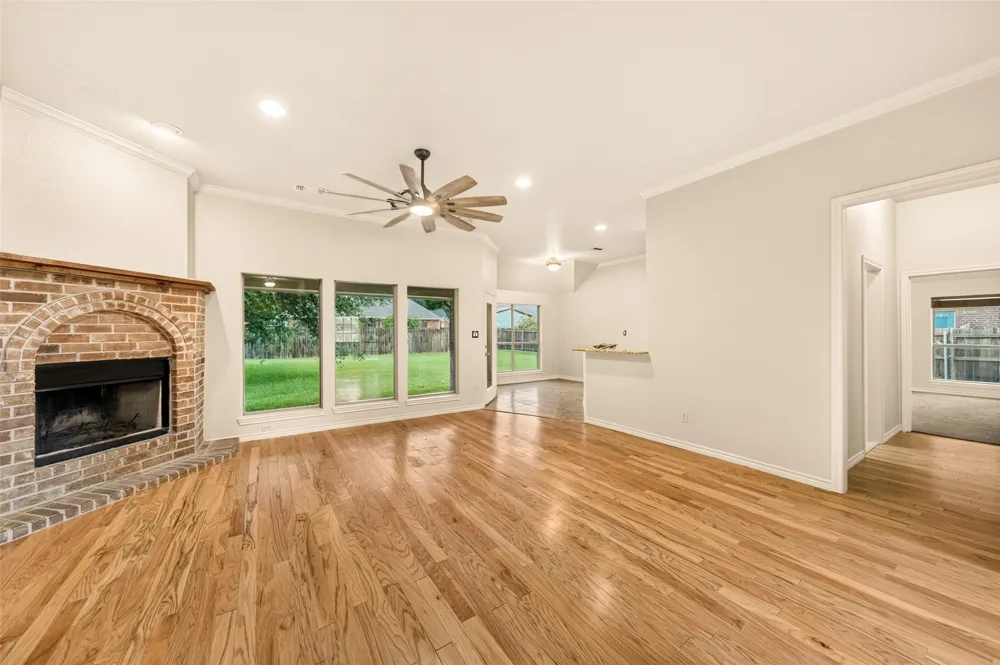 2105 Ridgewood Drive Bridgeport, TX 76426