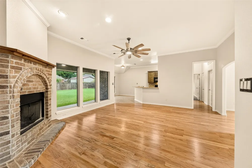 2105 Ridgewood Drive Bridgeport, TX 76426