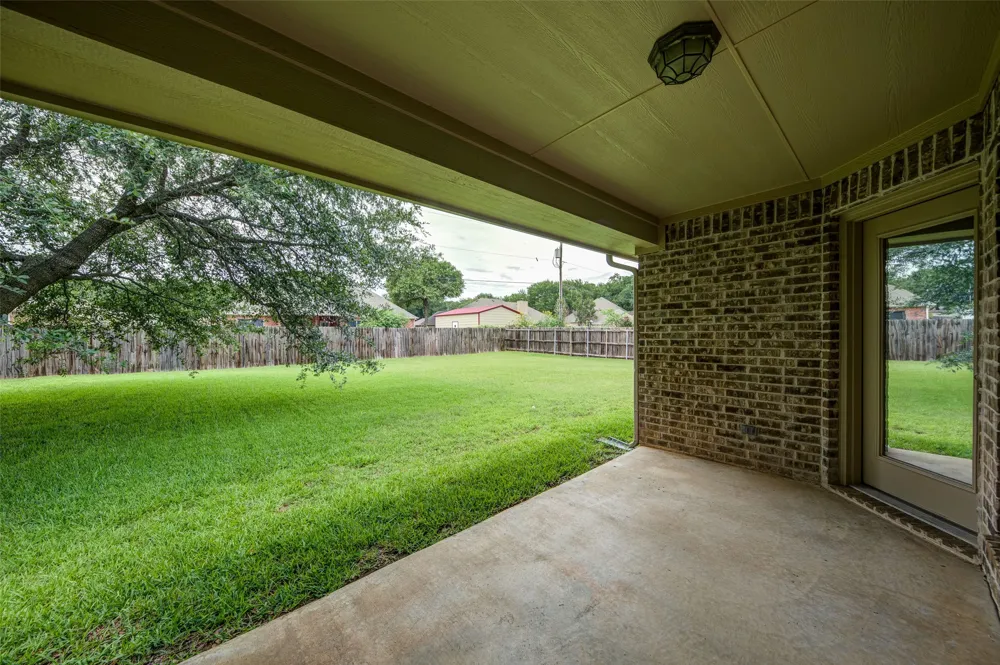 2105 Ridgewood Drive Bridgeport, TX 76426