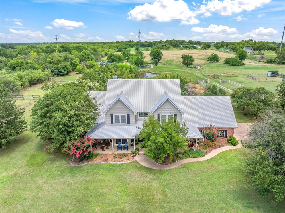 2141 Poetry Road Royse City, TX 75189