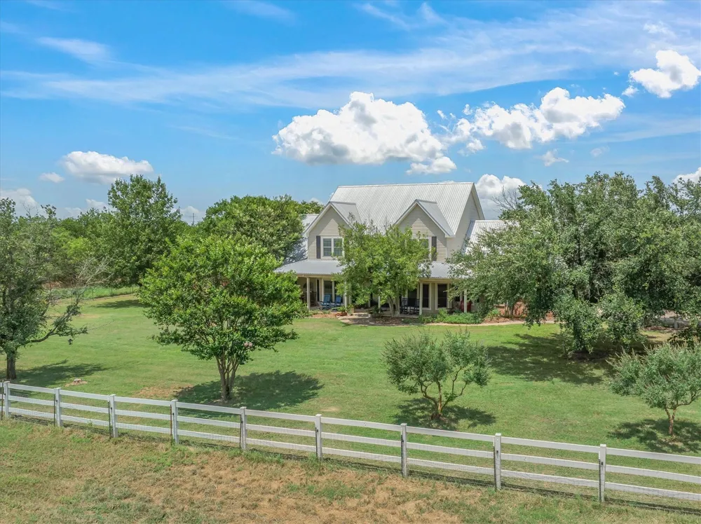 2141 Poetry Road Royse City, TX 75189