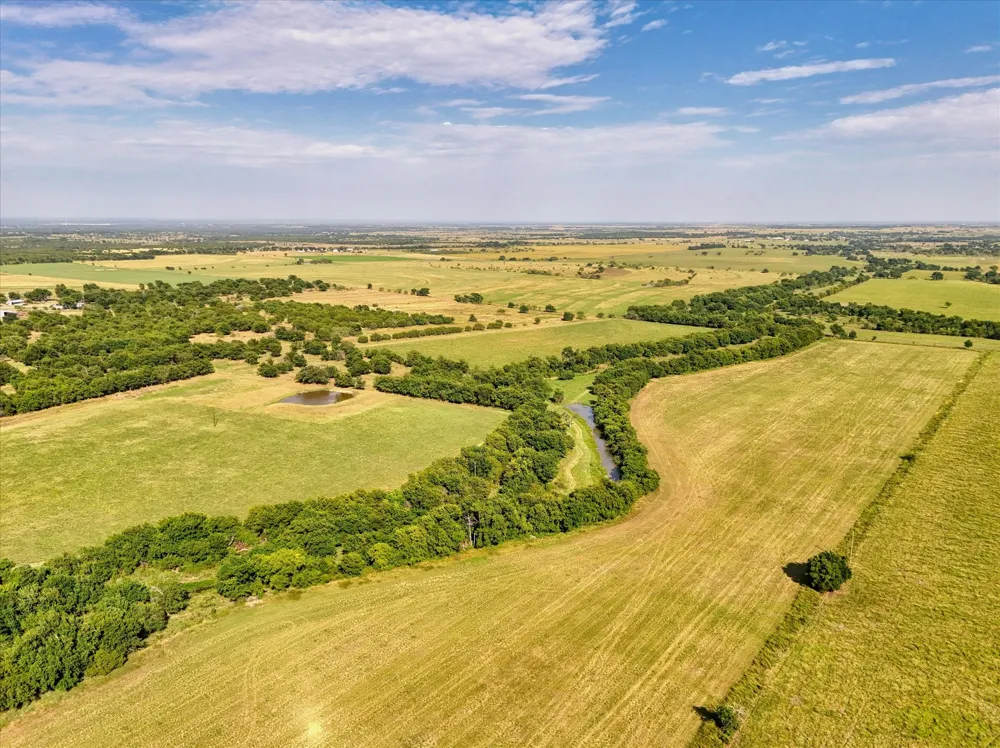 362 County Road 3230 Clifton, TX 76634