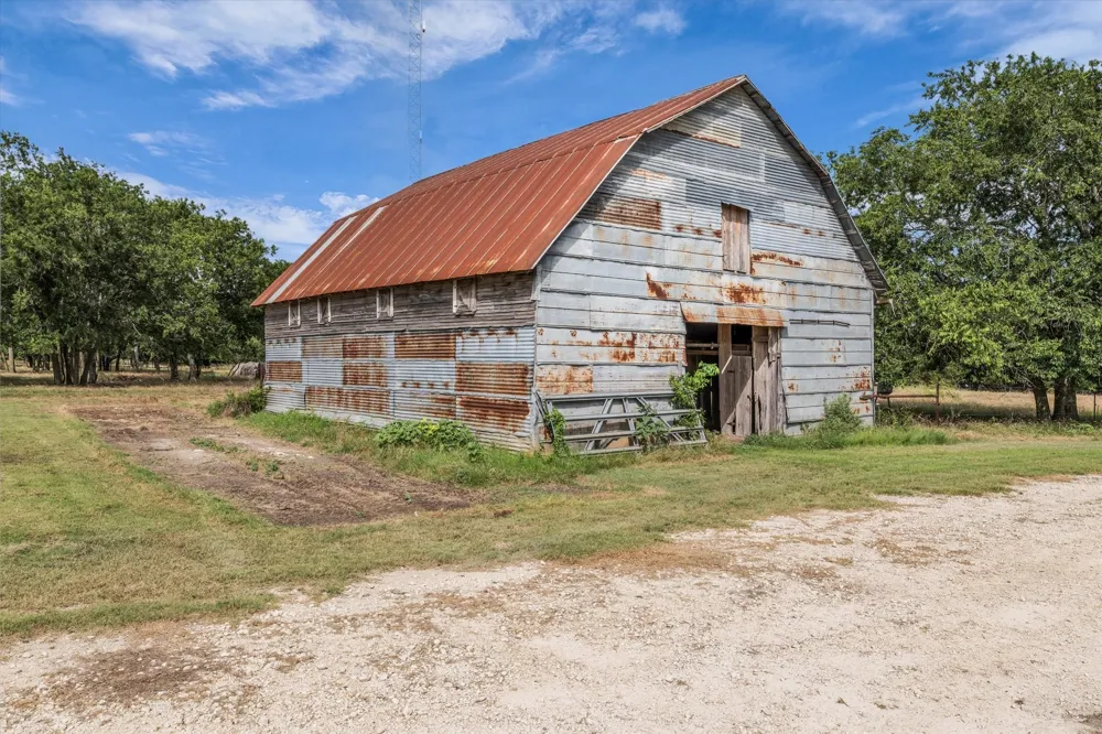 362 County Road 3230 Clifton, TX 76634