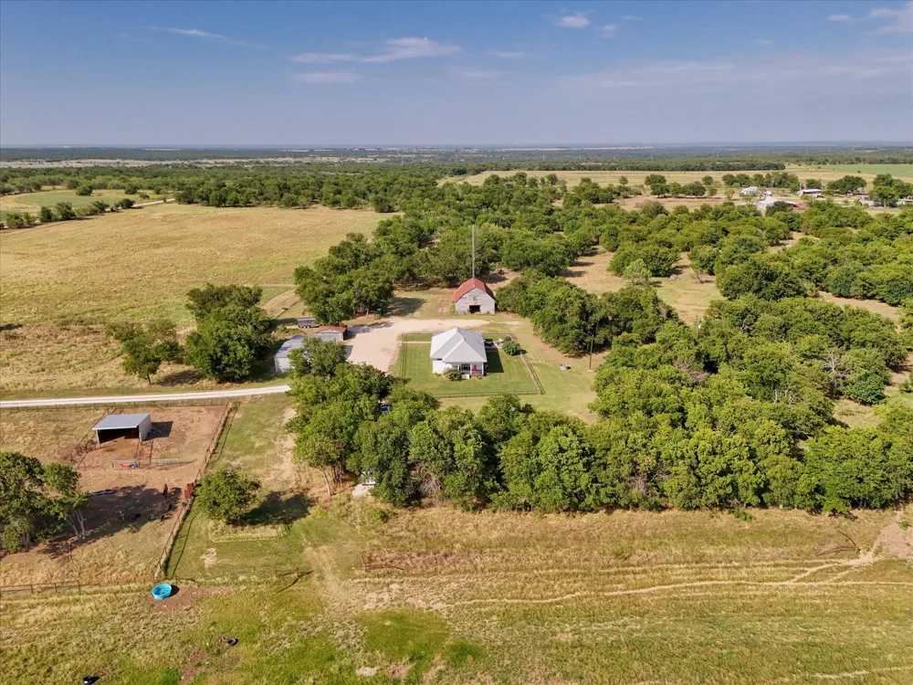 362 County Road 3230 Clifton, TX 76634
