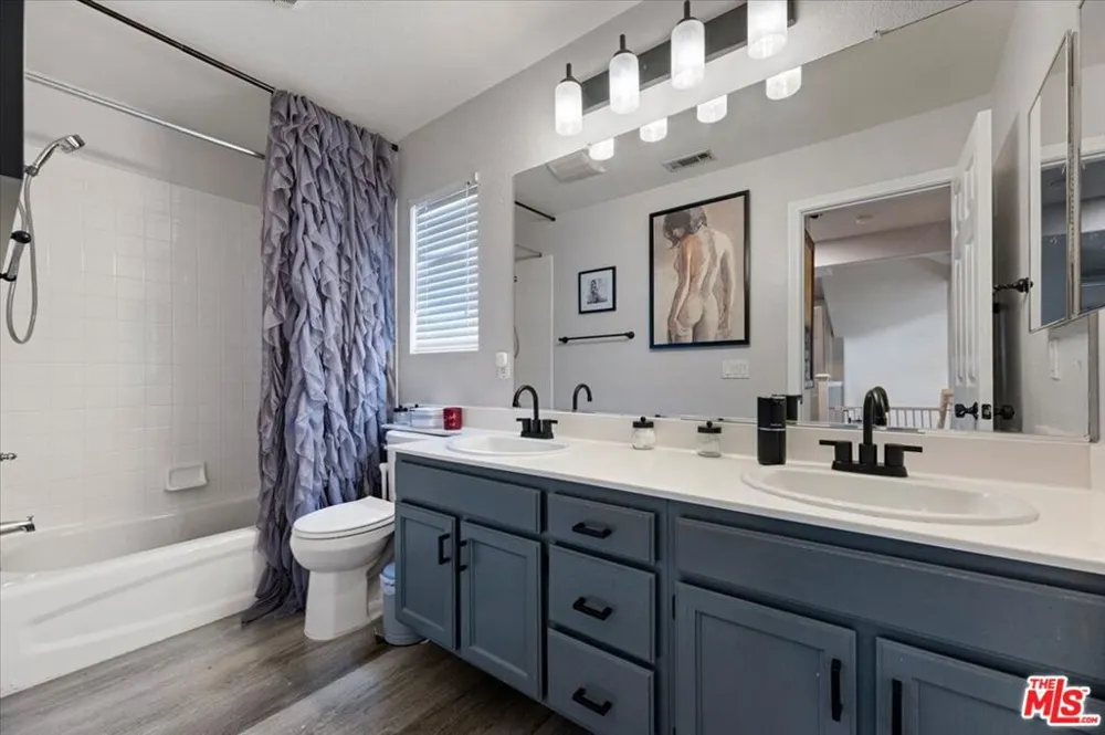 432 Middlebury Court Claremont, CA 91711