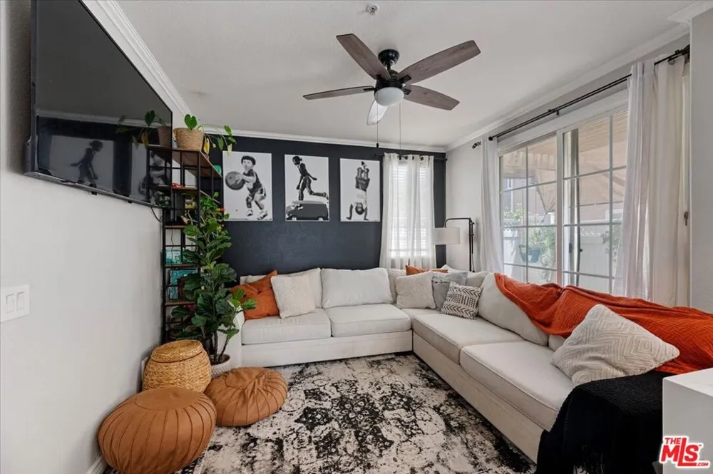 432 Middlebury Court Claremont, CA 91711