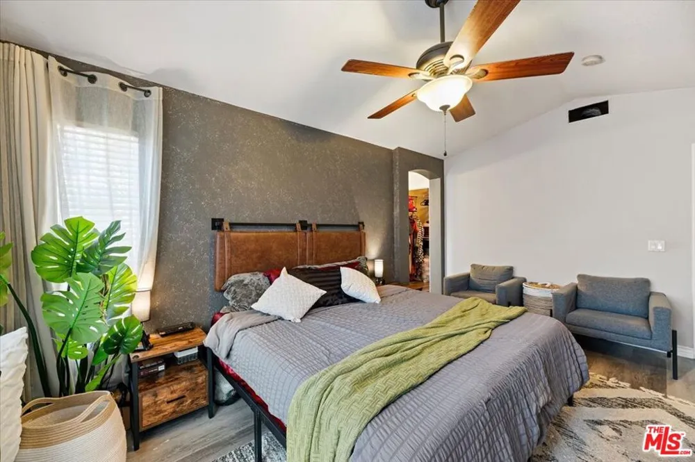 432 Middlebury Court Claremont, CA 91711