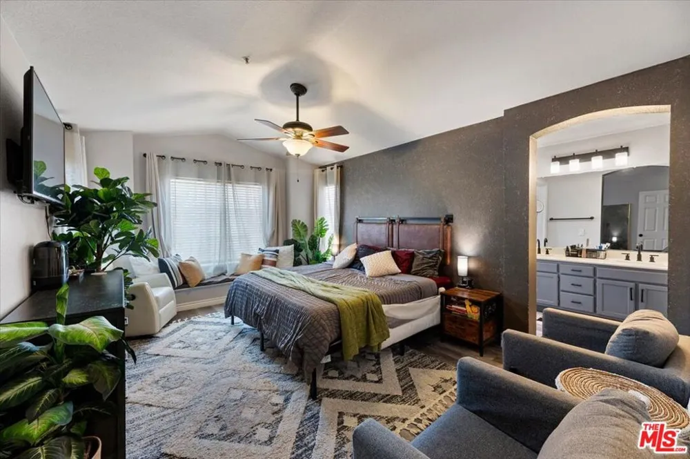432 Middlebury Court Claremont, CA 91711