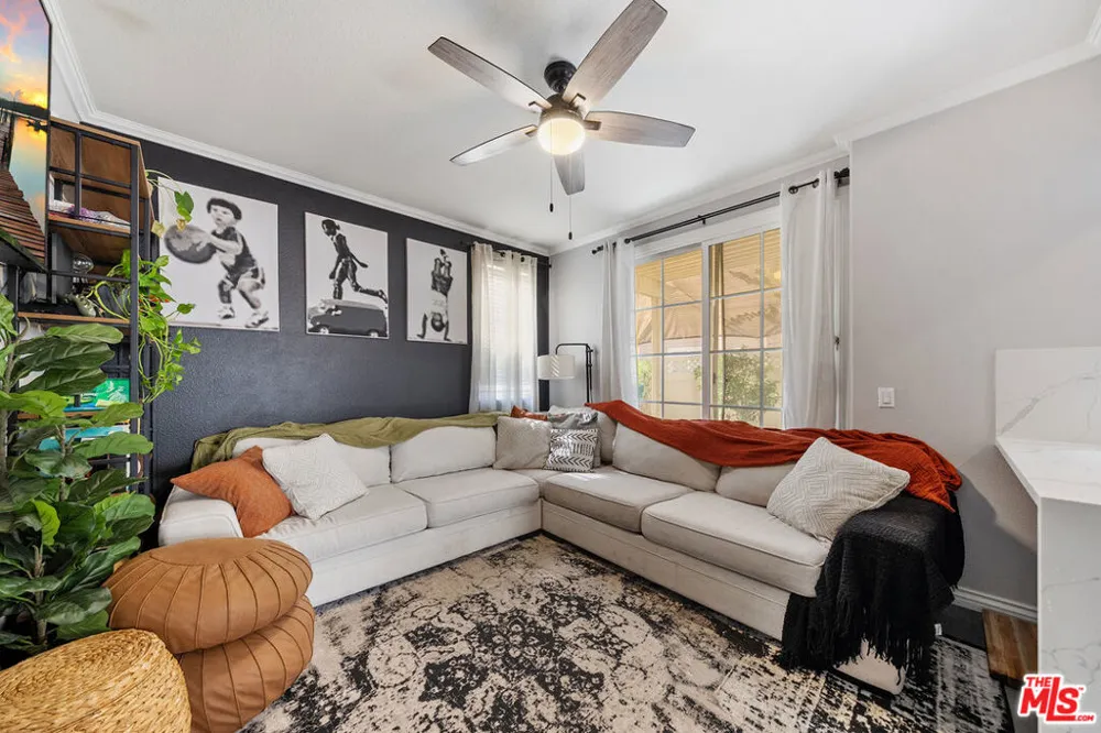 432 Middlebury Court Claremont, CA 91711