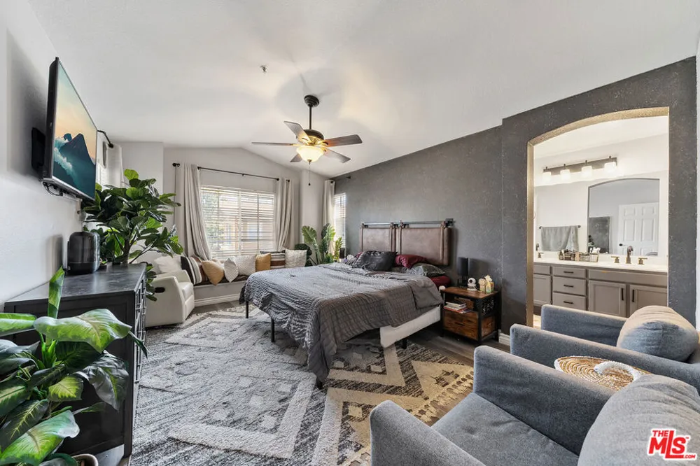 432 Middlebury Court Claremont, CA 91711