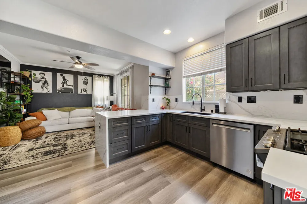 432 Middlebury Court Claremont, CA 91711