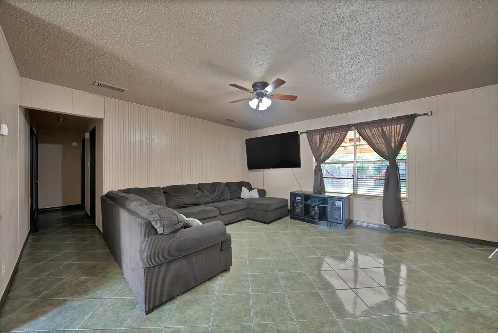 6621 Perdido Drive Watauga, TX 76148